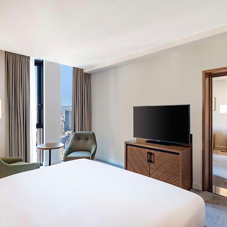 Hilton Garden Inn Tbilisi Chavchavadze Kültér fotó