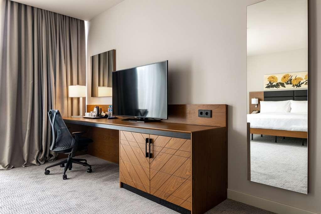 Hilton Garden Inn Tbilisi Chavchavadze Szoba fotó