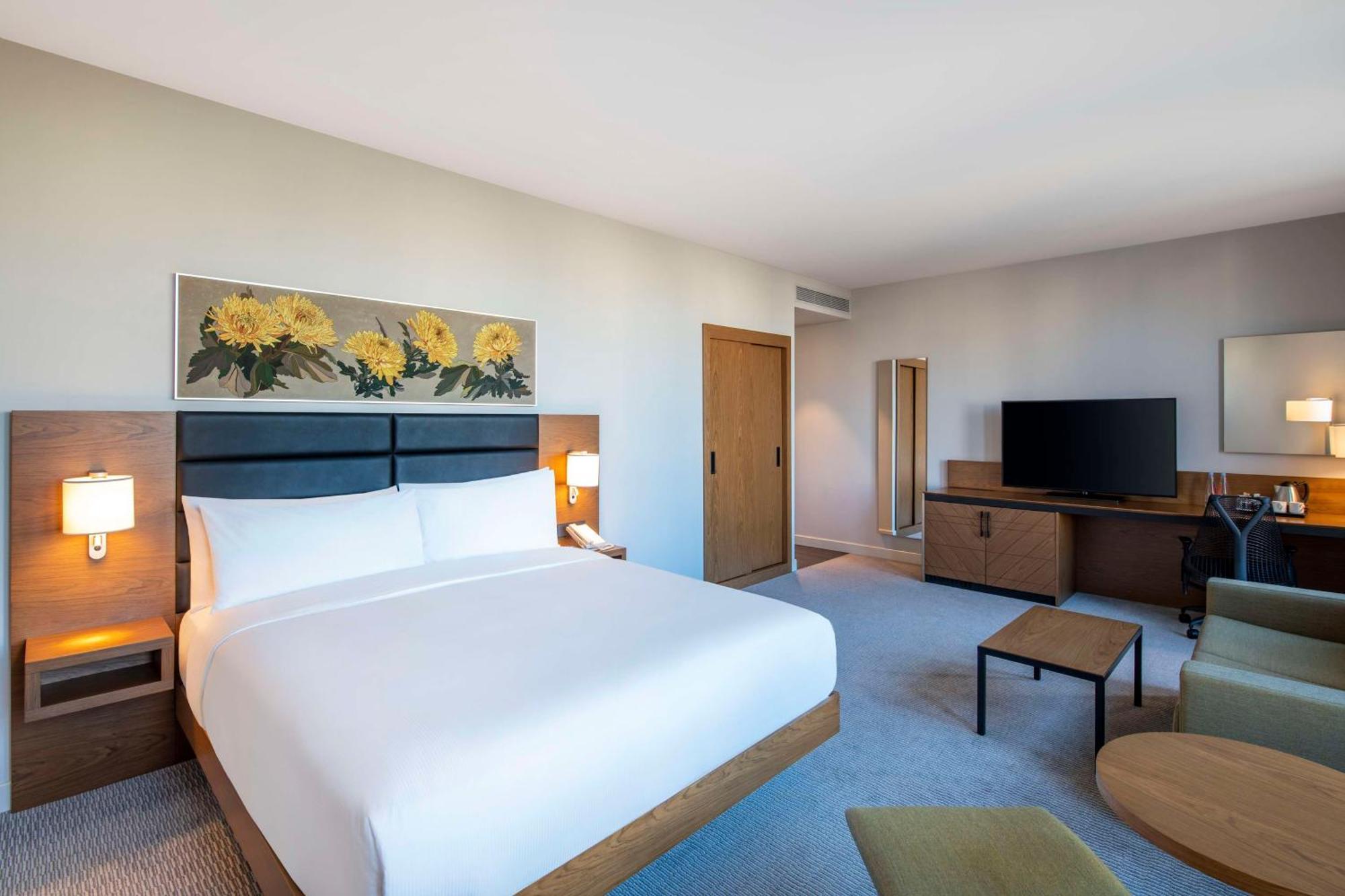 Hilton Garden Inn Tbilisi Chavchavadze Kültér fotó