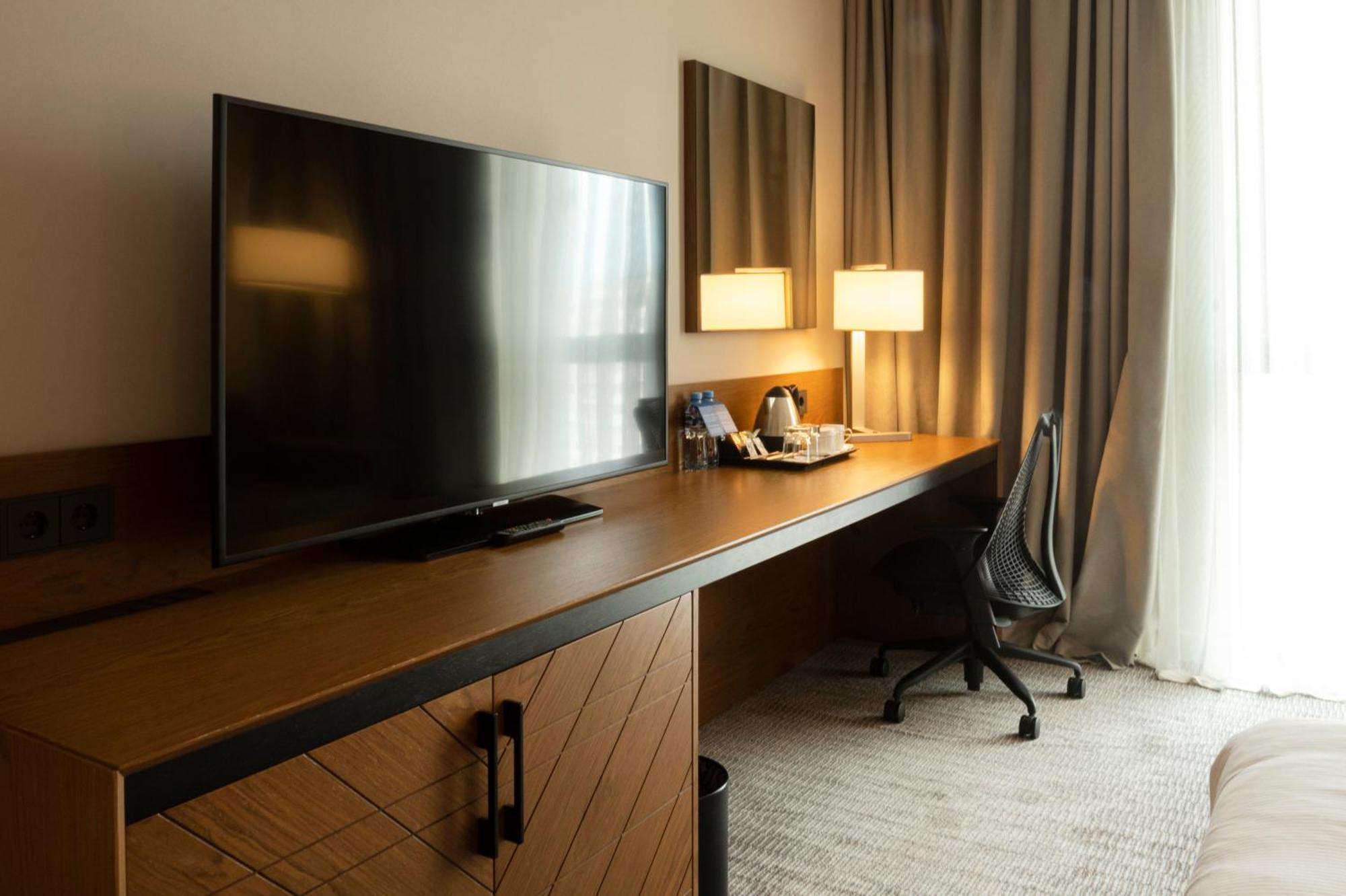 Hilton Garden Inn Tbilisi Chavchavadze Kültér fotó