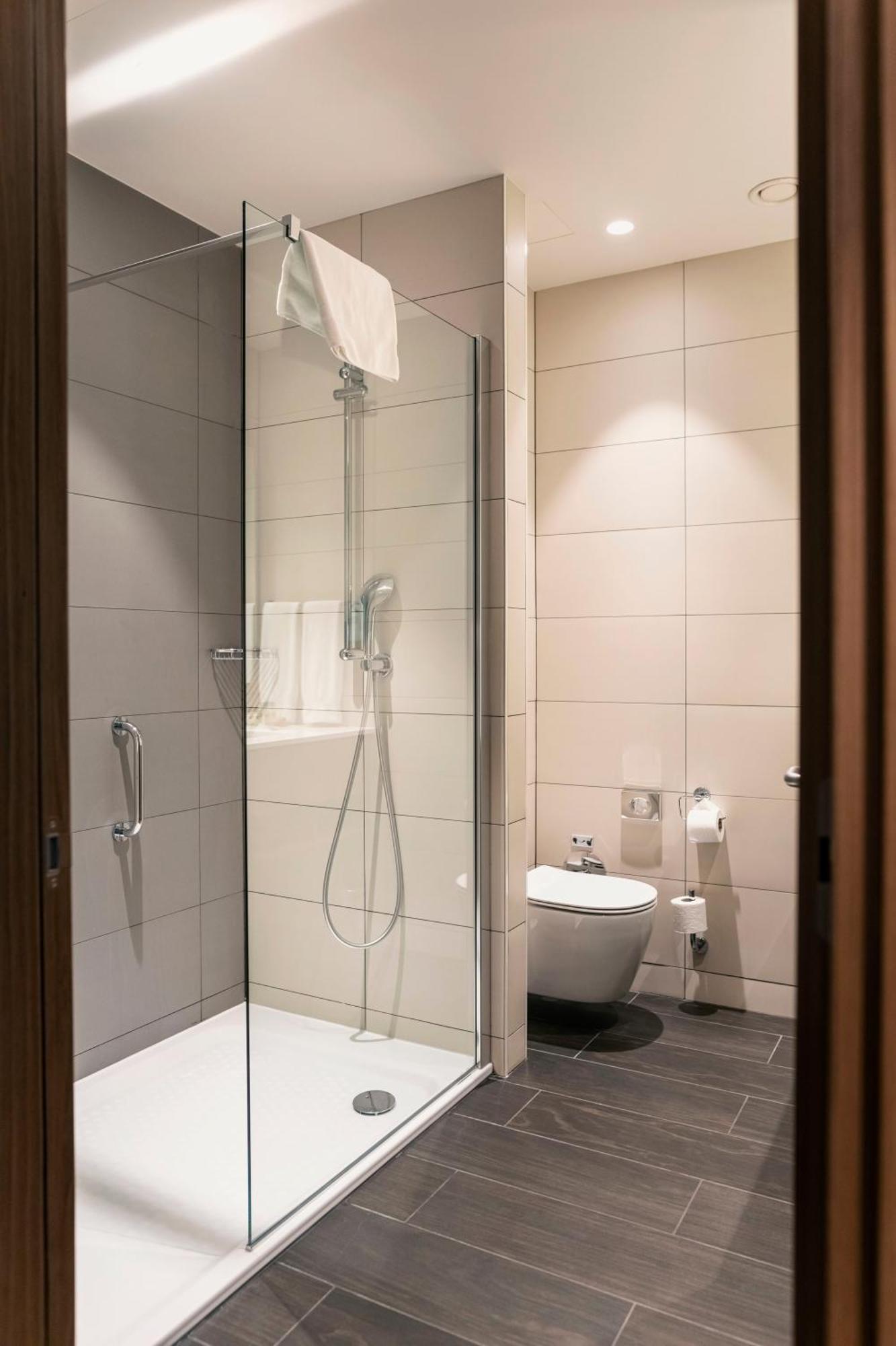 Hilton Garden Inn Tbilisi Chavchavadze Kültér fotó
