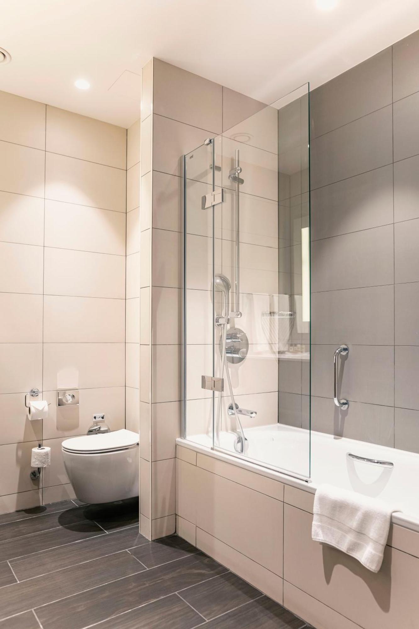 Hilton Garden Inn Tbilisi Chavchavadze Kültér fotó