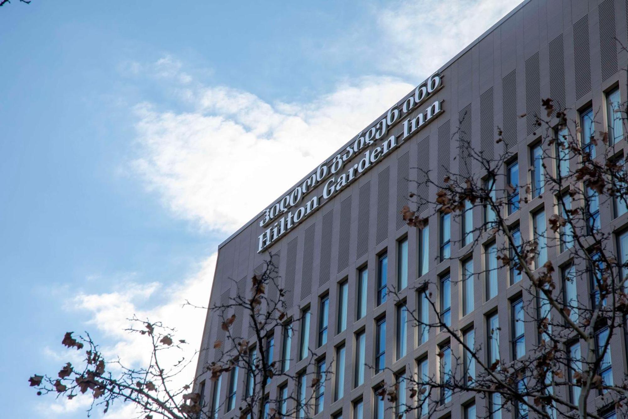 Hilton Garden Inn Tbilisi Chavchavadze Kültér fotó