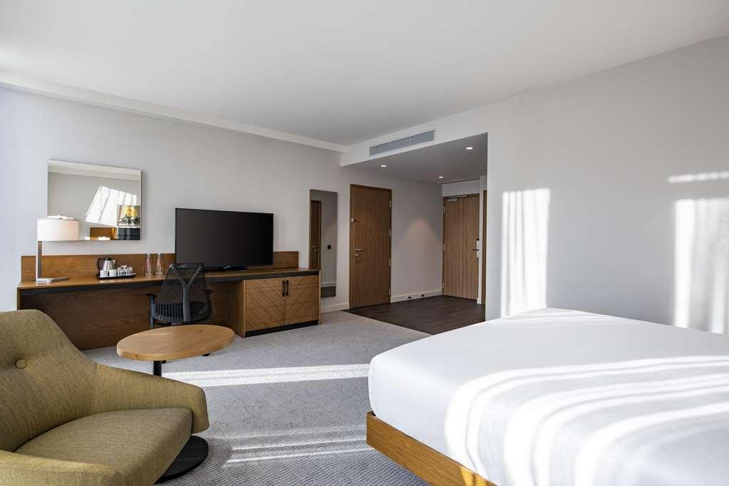 Hilton Garden Inn Tbilisi Chavchavadze Szoba fotó